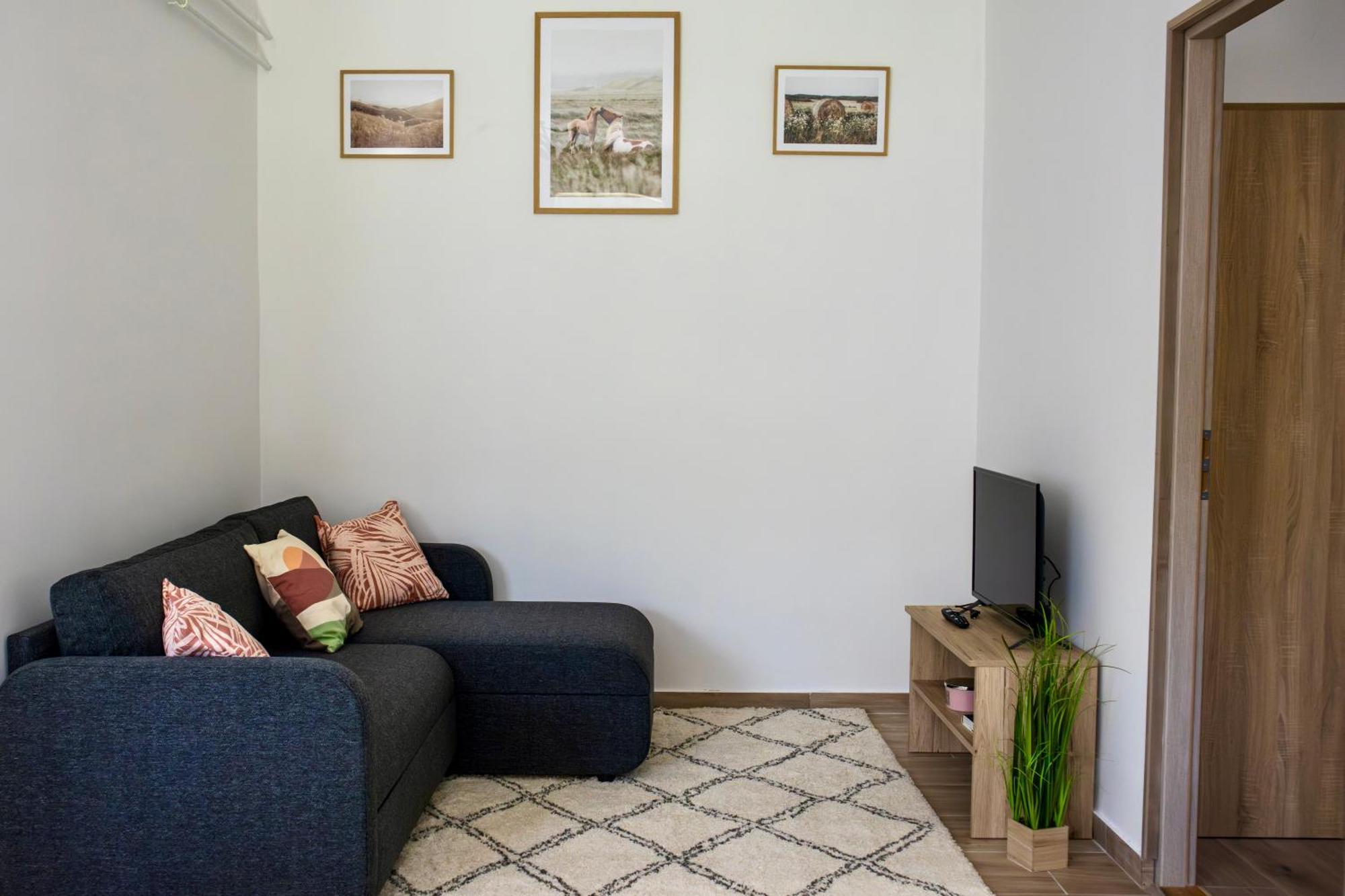 Izisz Apartman Matraterenye Kültér fotó
