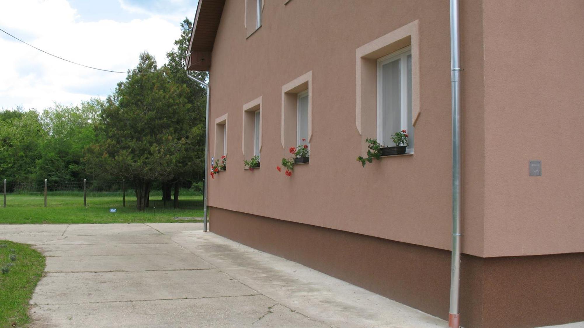 Izisz Apartman Matraterenye Kültér fotó